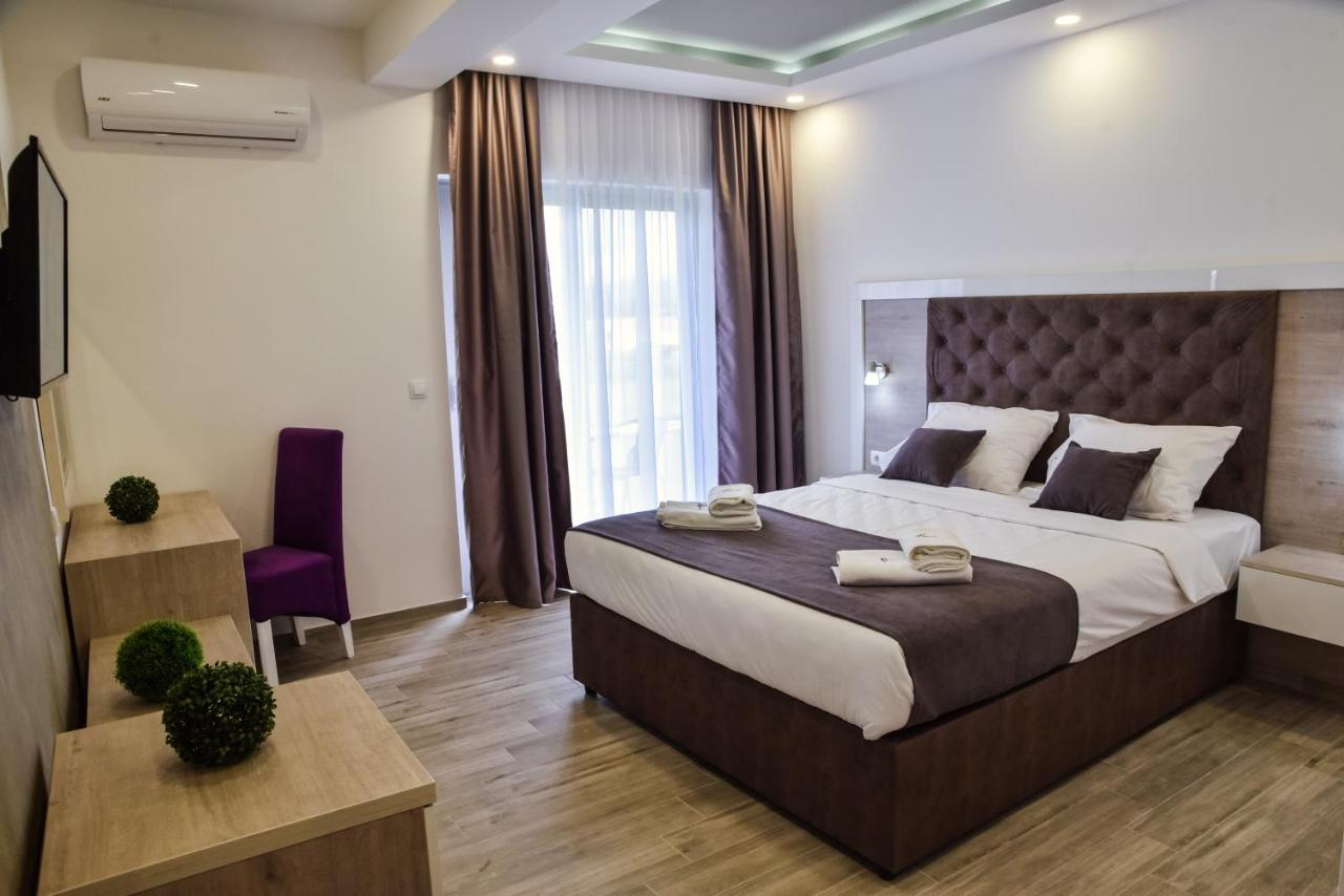 Heaven Lux Ulcinj Hotel Bagian luar foto