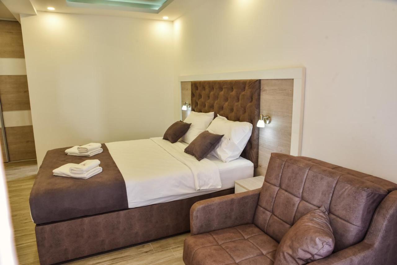 Heaven Lux Ulcinj Hotel Bagian luar foto