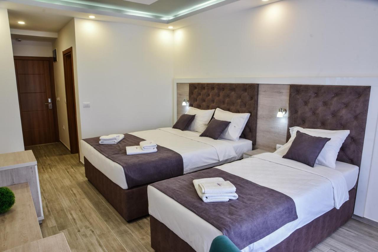 Heaven Lux Ulcinj Hotel Bagian luar foto
