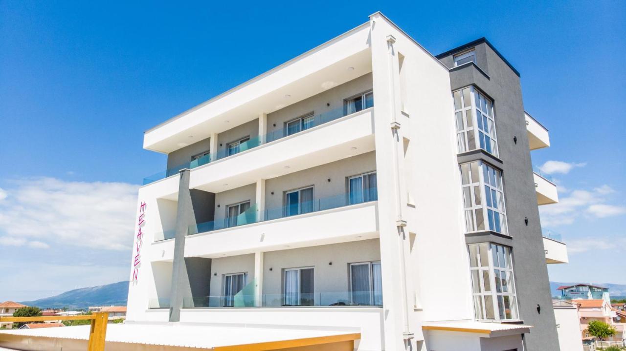 Heaven Lux Ulcinj Hotel Bagian luar foto