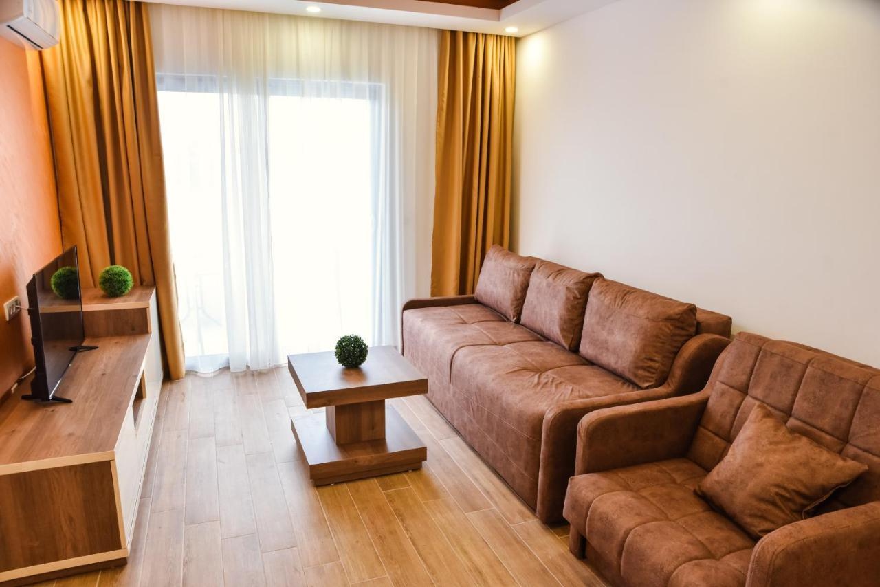 Heaven Lux Ulcinj Hotel Bagian luar foto