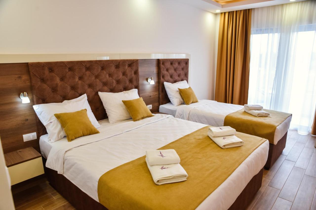 Heaven Lux Ulcinj Hotel Bagian luar foto